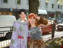 Cosplay pukuloistoa.  Pukukilpailu veti salin ääriään myöten täyteen.